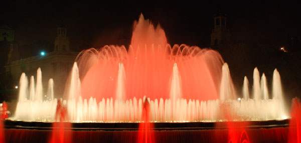 fuente montjuic barcelona